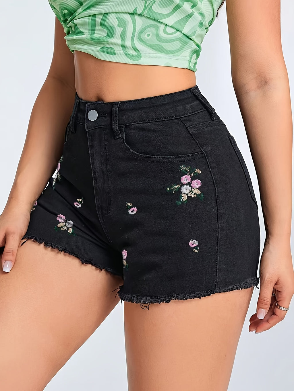 Women's Casual Raw Hem Stretch Floral Embroidered Denim Shorts with Pockets